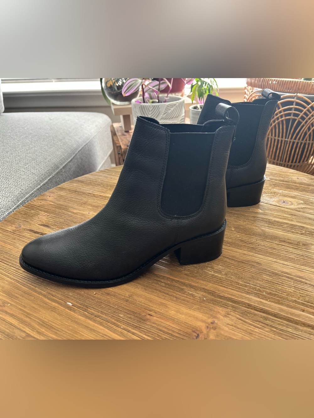 Women's Black Chelsea Ankle Booties